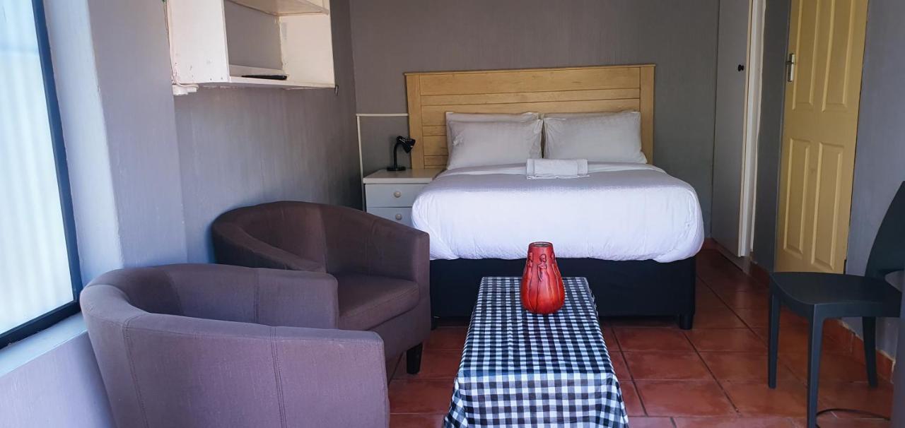 Sweet Home39 Guest House Summerstrand Port Elizabeth Kültér fotó